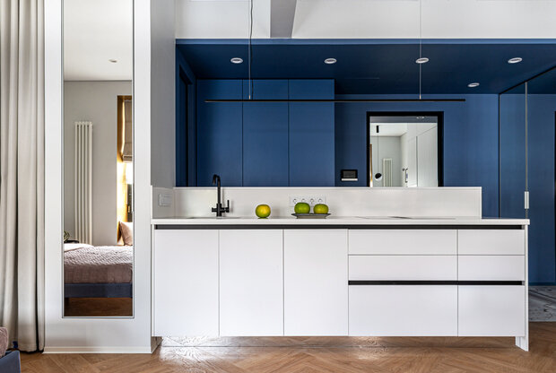 Фотография: Кухня и столовая в стиле Современный, Минимализм, Малогабаритная квартира, Квартира, Студия, Проект недели, Москва, Кирпичный дом, до 40 метров, Ingresso Interiors, Валерия Хуснутдинова, Екатерина Астафьева – фото на INMYROOM