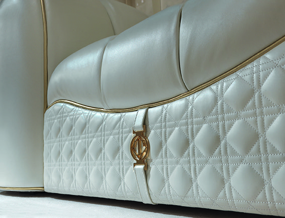 Фотография: Мебель и свет в стиле Современный, Artemide, Flos, PROVASI, Индустрия, События, Маркет, Мягкая мебель, Missoni, Пэчворк, Porada, LLADRO – фото на INMYROOM