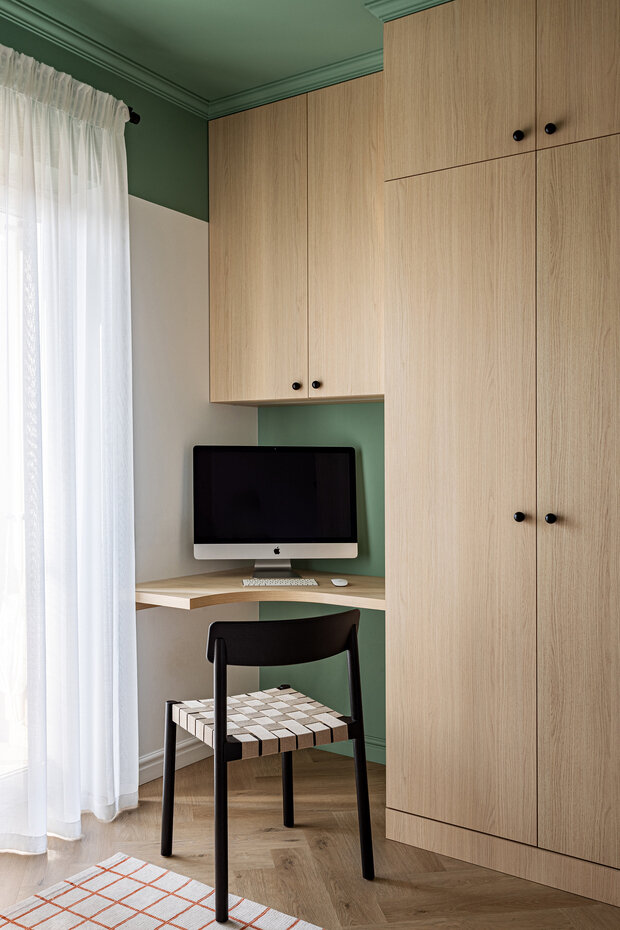 Фотография: Кабинет в стиле Современный, Квартира, Проект дня, Минск, Монолитный дом, 3 комнаты, 40-60 метров, современный с элементами минимализма и скандинавского стиля, фото интерьера, дизайн интерьера фото, Виталий Савко – фото на INMYROOM