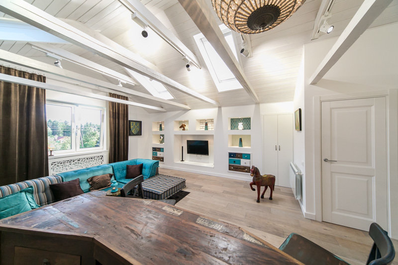 Фотография: Гостиная в стиле Прованс и Кантри, Скандинавский, Современный, Интерьер комнат, Дача, Дачный ответ, Мансарда – фото на INMYROOM Фотография: Гостиная в стиле Прованс и Кантри, Скандинавский, Современный, Интерьер комнат, Дача, Дачный ответ, Мансарда – фото на INMYROOM