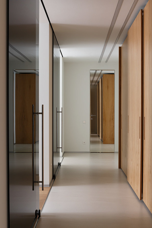 Фотография: Прихожая в стиле Современный, Минимализм, Квартира, Проект недели, Санкт-Петербург, 2 комнаты, Более 90 метров, Background studio – фото на INMYROOM