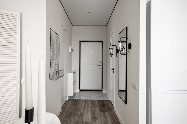 Фотография: Прихожая в стиле Скандинавский, Современный, Минимализм, Малогабаритная квартира, Квартира, Проект недели, Самара, 2 комнаты, до 40 метров, Александра Баканова – фото на INMYROOM