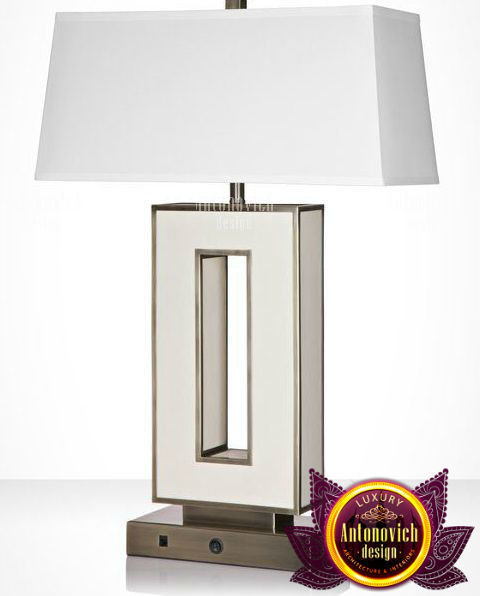 Фото из портфолио Custom Table Lamps Design – фотографии дизайна интерьеров на INMYROOM