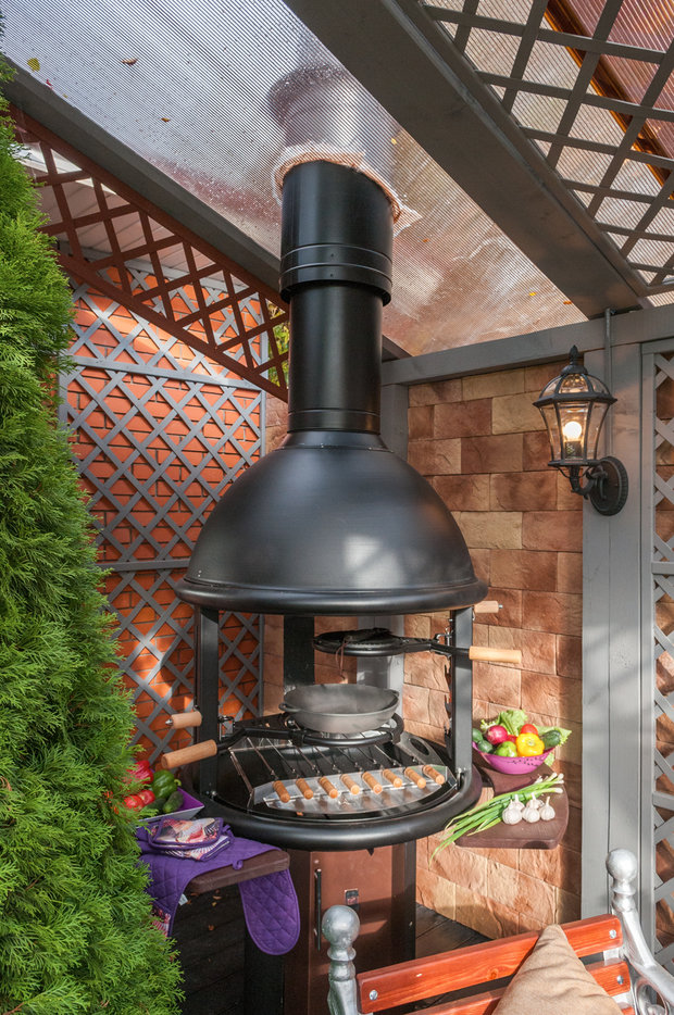 Фотография: Терраса в стиле Прованс и Кантри, Россия, MW-LIGHT, Дача, Бежевый, Бирюзовый, Коричневый, Подмосковье, Дом и дача, Фазенда, Home Melody, Luminarc, Cote table, Fashion Terrasa, Хоббика, Уютерра, Трехгорная мануфактура, пристройка веранды, веранда на даче, Ирина Иванова, летняя беседка с летней кухней, летняя кухня, беседка с грилем, летняя веранда, как быстро построить веранду – фото на INMYROOM