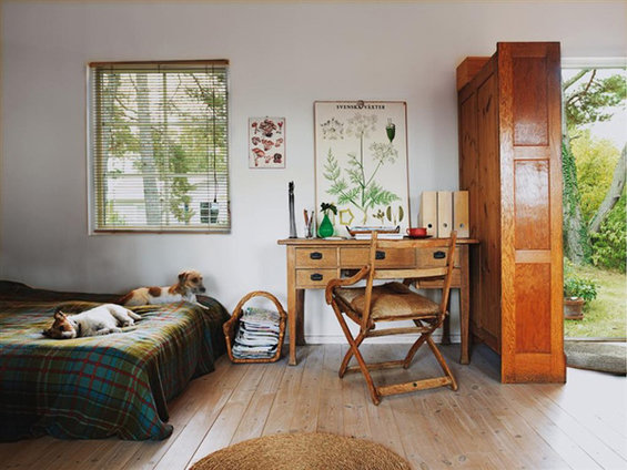 Фотография: Спальня в стиле Прованс и Кантри, Дом, Дома и квартиры, Плетеная мебель, Дом на природе – фото на INMYROOM
