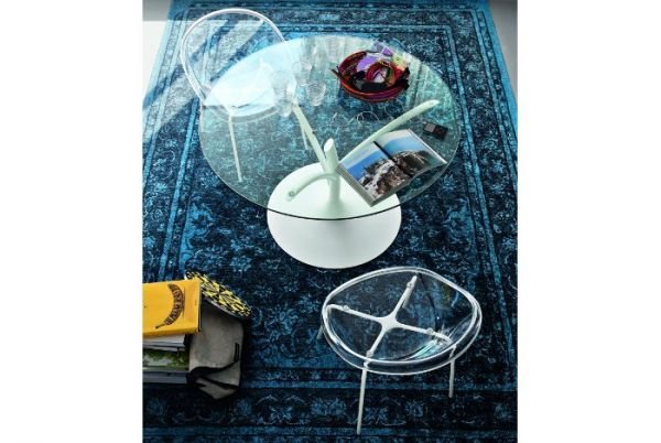Фото из портфолио Креативные столики из стекла – фотографии дизайна интерьеров на InMyRoom.ru