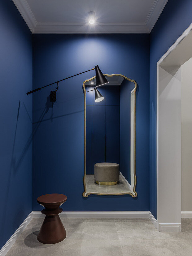 Фотография: Прихожая в стиле Современный, Дом, Проект дня, Дом и дача, Кирпичный дом, 4 и больше, Более 90 метров, современный с элементами классики и минимализмом, Светлана Лепихова – фото на INMYROOM