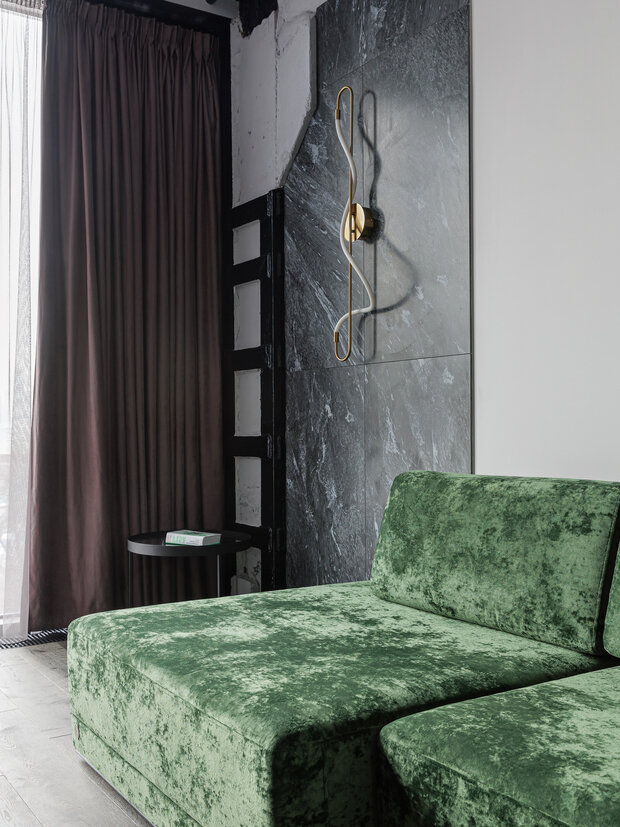 Фотография: Гостиная в стиле Лофт, Современный, Минимализм, Квартира, Студия, Проект дня, Москва, Евгения Потапова, Антон Белов, 40-60 метров, ЖК «Loftec» – фото на INMYROOM