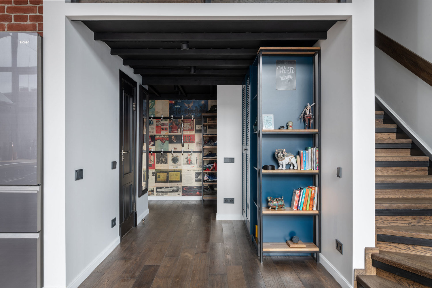 Фотография: Прихожая в стиле Лофт, Квартира, Студия, Проект недели, Москва, Кирпичный дом, 40-60 метров, Юлия Сологубова – фото на INMYROOM Фотография: Прихожая в стиле Лофт, Квартира, Студия, Проект недели, Москва, Кирпичный дом, 40-60 метров, Юлия Сологубова – фото на INMYROOM