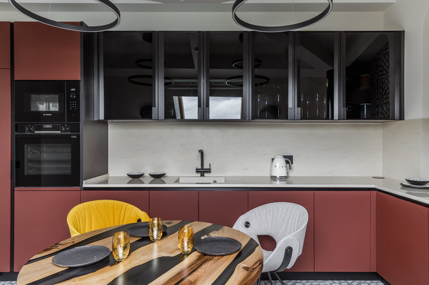 Фотография: Кухня и столовая в стиле Современный, Квартира, Проект недели, Москва, Более 90 метров, Надежда Требухина, Ольга Раскулина – фото на INMYROOM