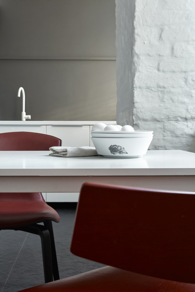 Фотография: Кухня и столовая в стиле Минимализм, Квартира, Проект недели, Москва, Старый фонд, 3 комнаты, 60-90 метров, Арсений Борисенко, za bor – фото на INMYROOM Фотография: Кухня и столовая в стиле Минимализм, Квартира, Проект недели, Москва, Старый фонд, 3 комнаты, 60-90 метров, Арсений Борисенко, za bor – фото на INMYROOM