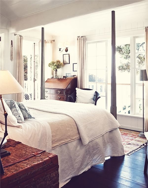 Фотография: Спальня в стиле Прованс и Кантри, Декор интерьера, Дизайн интерьера, Цвет в интерьере – фото на INMYROOM