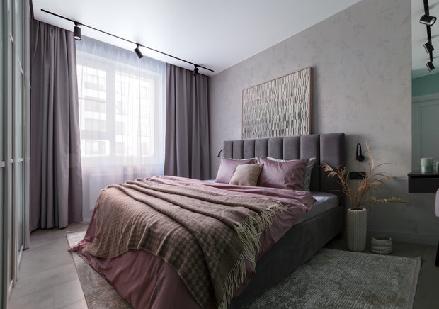 Фотография: Спальня в стиле Современный, Квартира, Проект дня, Новосибирск, 4 и больше, 60-90 метров, Монолитно-кирпичный, Лиана Акопян – фото на INMYROOM