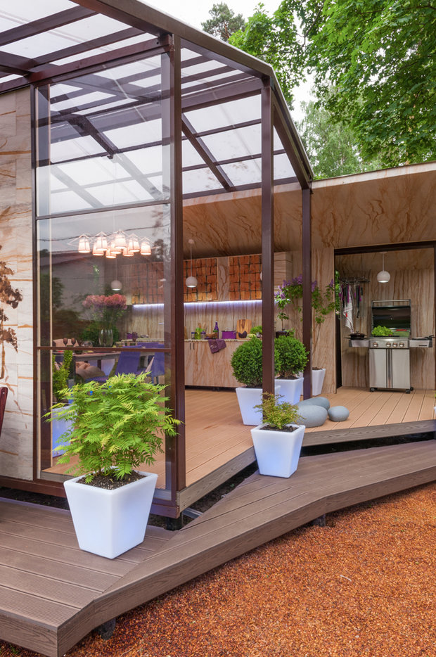 Фотография: Терраса в стиле Современный, Эко, Прованс и Кантри, Эклектика, MW-LIGHT, Мебель и свет, Белый, Дача, Зеленый, Бежевый, Коричневый, Подмосковье, Дом и дача, Фундэкс, Еврогриль, Степан.Ру, Малаховка, HOROZ Electric, Уютерра, Rondell, Zeta, «Хомгарт», Terradeck, Gliga Stone, НЕОПОРМ, Полигаль Восток, Тамак, ROYS, Роман Белянин, Алексей Жбанко, кашпо с подсветкой, освещение на террасе, облицовка из гибкого камня, потолок из поликарбоната – фото на INMYROOM