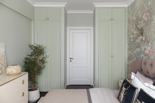 Фотография: Спальня в стиле Классический, Современный, Квартира, Проект дня, Москва, Сталинка, 2 комнаты, 60-90 метров, Сокольники – фото на INMYROOM