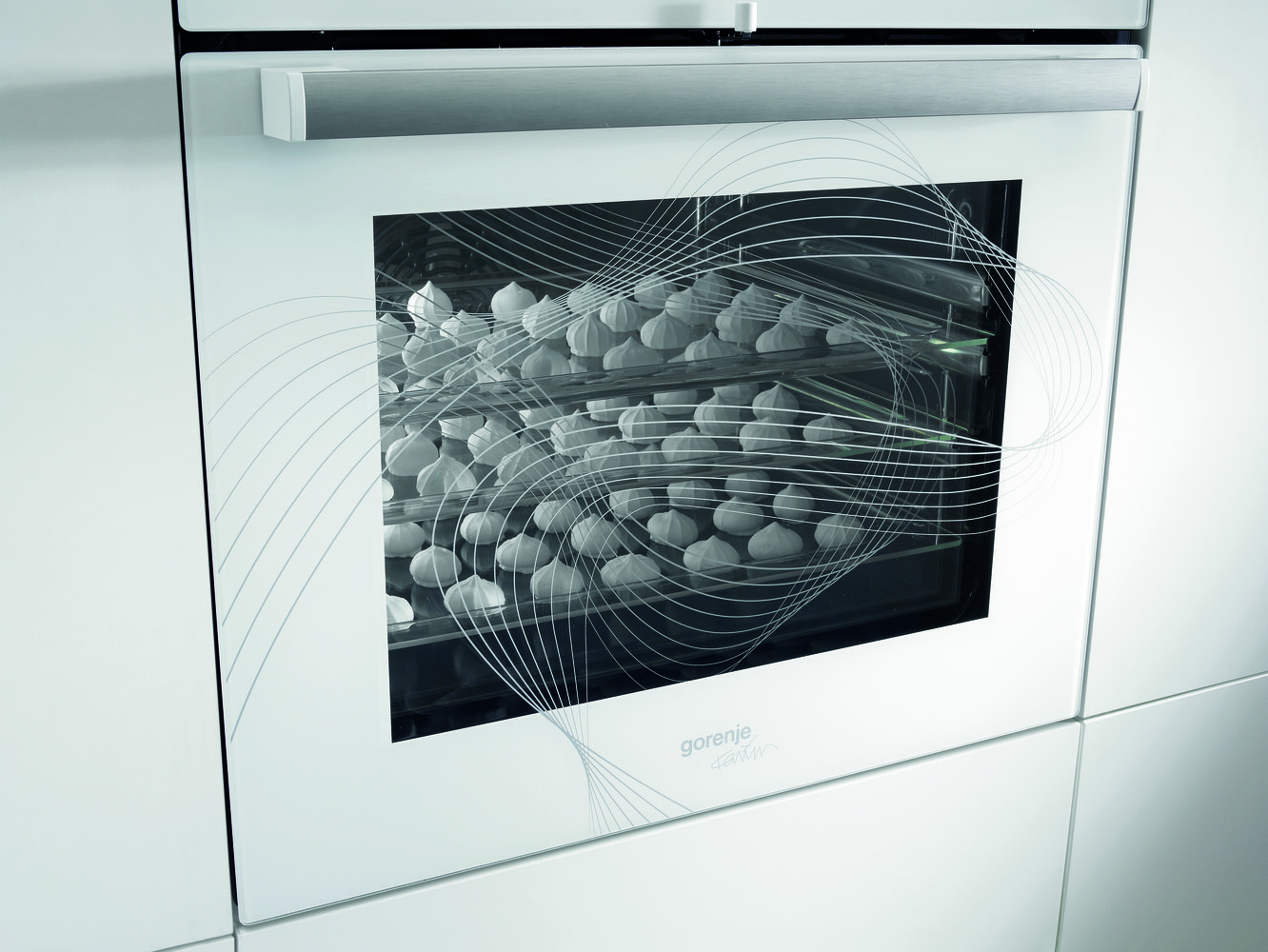 Дизайн: Gorenje by Karim Rashid Дизайн: Gorenje by Karim Rashid