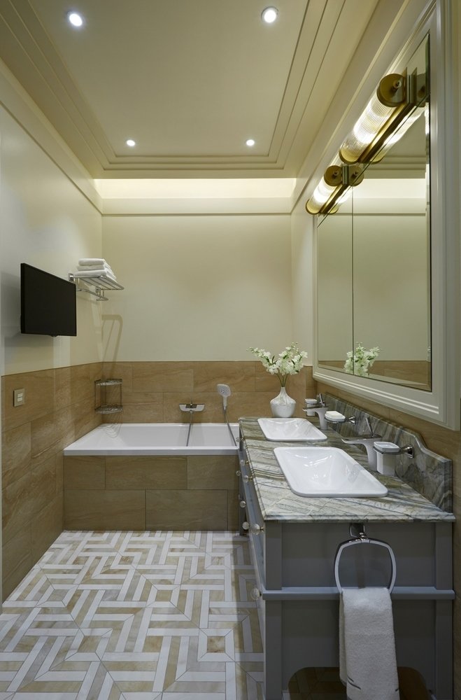 Фотография: Ванная в стиле Классический, Современный, Эклектика, Квартира, Проект недели, Москва, 4 и больше, Более 90 метров, #эксклюзивныепроекты, Наталья Самойлова, Perfect Space – фото на INMYROOM Фотография: Ванная в стиле Классический, Современный, Эклектика, Квартира, Проект недели, Москва, 4 и больше, Более 90 метров, #эксклюзивныепроекты, Наталья Самойлова, Perfect Space – фото на INMYROOM