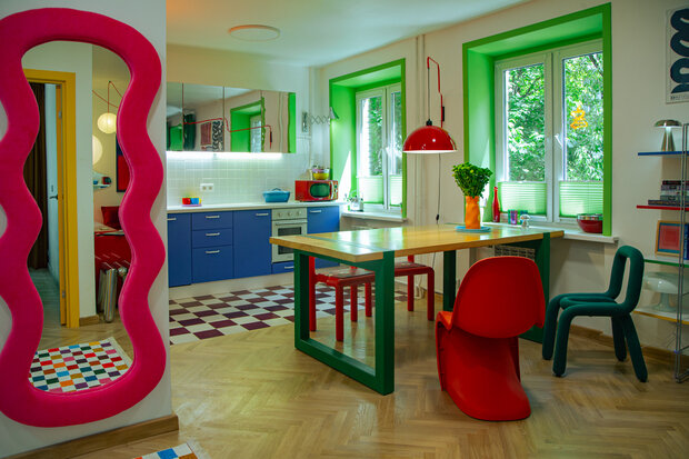 Фотография: Кухня и столовая в стиле Современный, Эклектика, Винтажный, Квартира, Проект дня, Москва, Кирпичный дом, 2 комнаты, 40-60 метров, Павел Фотеев – фото на INMYROOM