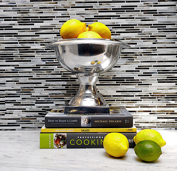 Фотография: Аксессуары в стиле Современный, Декор интерьера, Мебель и свет, Декор дома – фото на INMYROOM