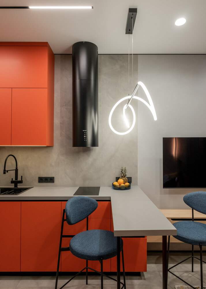 Фотография: Кухня и столовая в стиле Современный, Квартира, Проект дня, Москва, 2 комнаты, 60-90 метров, современный с элементами минимализма и арт-деко, Маргарита Макурина – фото на INMYROOM Фотография: Кухня и столовая в стиле Современный, Квартира, Проект дня, Москва, 2 комнаты, 60-90 метров, современный с элементами минимализма и арт-деко, Маргарита Макурина – фото на INMYROOM