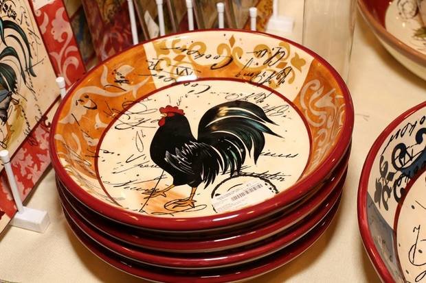 Фото из портфолио  Посуда из одной серии – фотографии дизайна интерьеров на INMYROOM