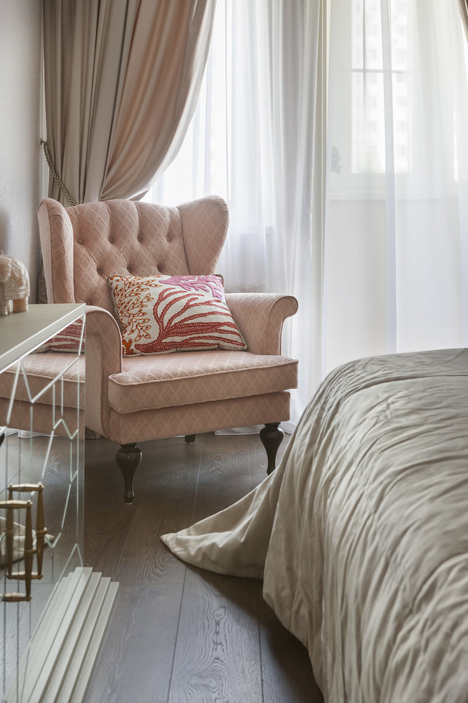 Фотография: Спальня в стиле Классический, Современный, Квартира, Проект недели, Москва, Юрий Гришко, Панельный дом, 4 и больше, Более 90 метров, Елена Поворова, Бюро Home Emotions, Екатерина Реброва – фото на INMYROOM Фотография: Спальня в стиле Классический, Современный, Квартира, Проект недели, Москва, Юрий Гришко, Панельный дом, 4 и больше, Более 90 метров, Елена Поворова, Бюро Home Emotions, Екатерина Реброва – фото на INMYROOM