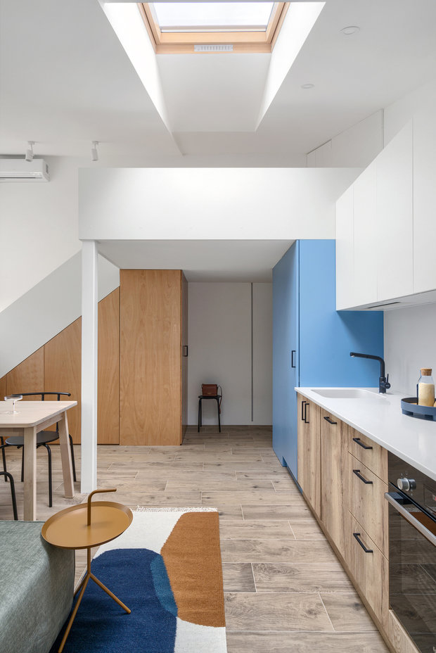 Фотография: Кухня и столовая в стиле Минимализм, Современный, Квартира, Студия, Проект недели, Киев, Ольга Бондарь, до 40 метров – фото на INMYROOM