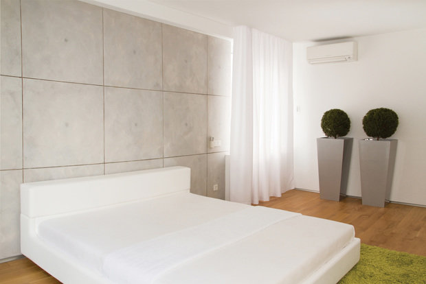 Фотография: Спальня в стиле Лофт, Современный, Квартира, Цвет в интерьере, Дома и квартиры, Белый, Минимализм, Проект недели – фото на INMYROOM