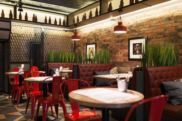 Фото из портфолио Бургерная Ketch Up Burgers на Литейном – фотографии дизайна интерьеров на INMYROOM