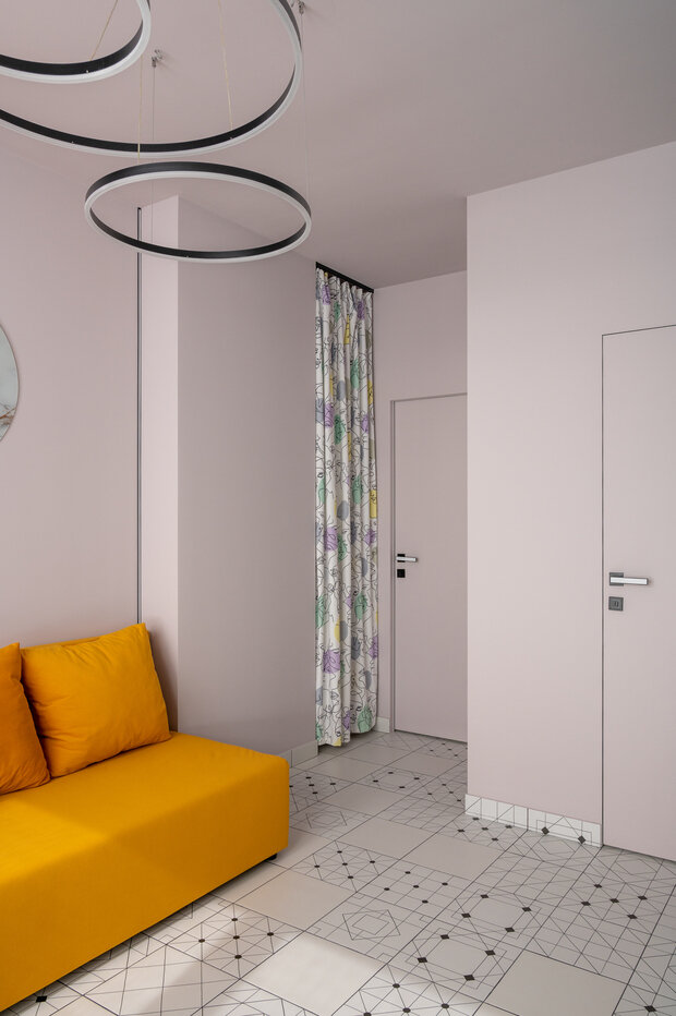 Фотография: Гостиная в стиле Современный, Минимализм, Малогабаритная квартира, Квартира, Проект недели, Реутов, 2 комнаты, до 40 метров, Ника Чередникова – фото на INMYROOM