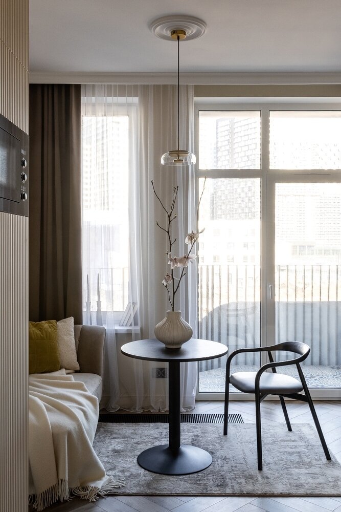 Фотография: Кухня и столовая в стиле Современный, Малогабаритная квартира, Квартира, Студия, Проект недели, Москва, Монолитный дом, до 40 метров, Сара Михайлова – фото на INMYROOM Фотография: Кухня и столовая в стиле Современный, Малогабаритная квартира, Квартира, Студия, Проект недели, Москва, Монолитный дом, до 40 метров, Сара Михайлова – фото на INMYROOM