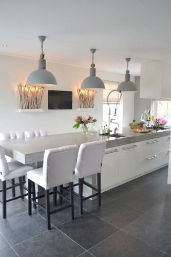 Фотография: Кухня и столовая в стиле Современный, Квартира, Мебель и свет, Советы – фото на INMYROOM