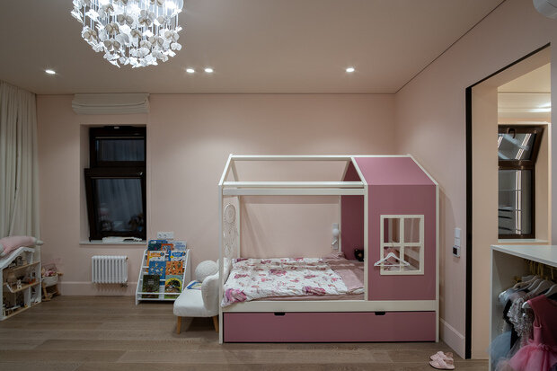 Фотография: Детская в стиле Современный, Дом, Проект дня, Дом и дача, Московская область, 4 и больше, Более 90 метров, Барвиха, современный с элементами классики и роскоши – фото на INMYROOM