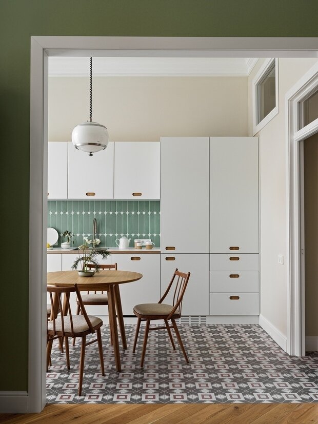 Фотография: Кухня и столовая в стиле Скандинавский, Современный, Переделка, Кирпичный дом, энциклопедия_кухня, до и после – фото на INMYROOM