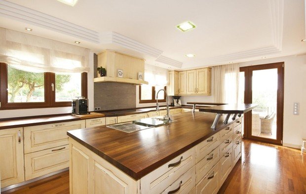 Фотография: Кухня и столовая в стиле Скандинавский, Современный, Дом, Испания, Дома и квартиры, Средиземноморский – фото на INMYROOM