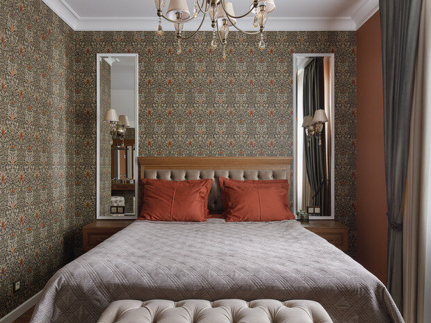 Фотография: Спальня в стиле Классический, Эклектика, Дом, Проект дня, Дом и дача, Татарстан, Кирпичный дом, 4 и больше, Более 90 метров, современный с элементами классики и роскоши, Зарина Гайворонская – фото на INMYROOM