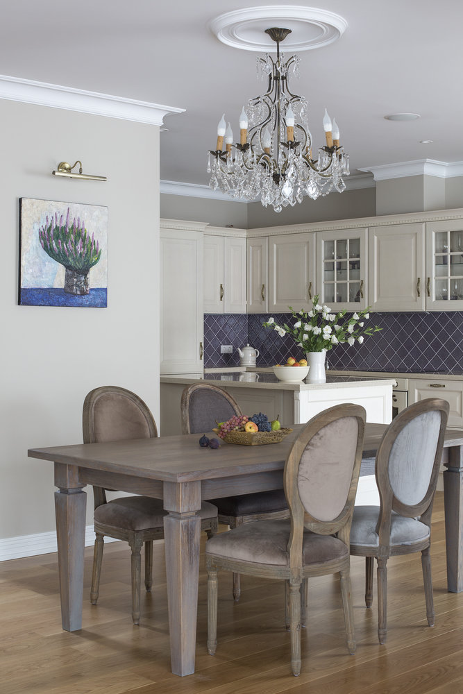Фотография: Кухня и столовая в стиле Прованс и Кантри, Классический, Дом, Проект недели, Московская область, 4 и больше, Более 90 метров, Ирина Травкина, Наталья Тарасевич – фото на INMYROOM