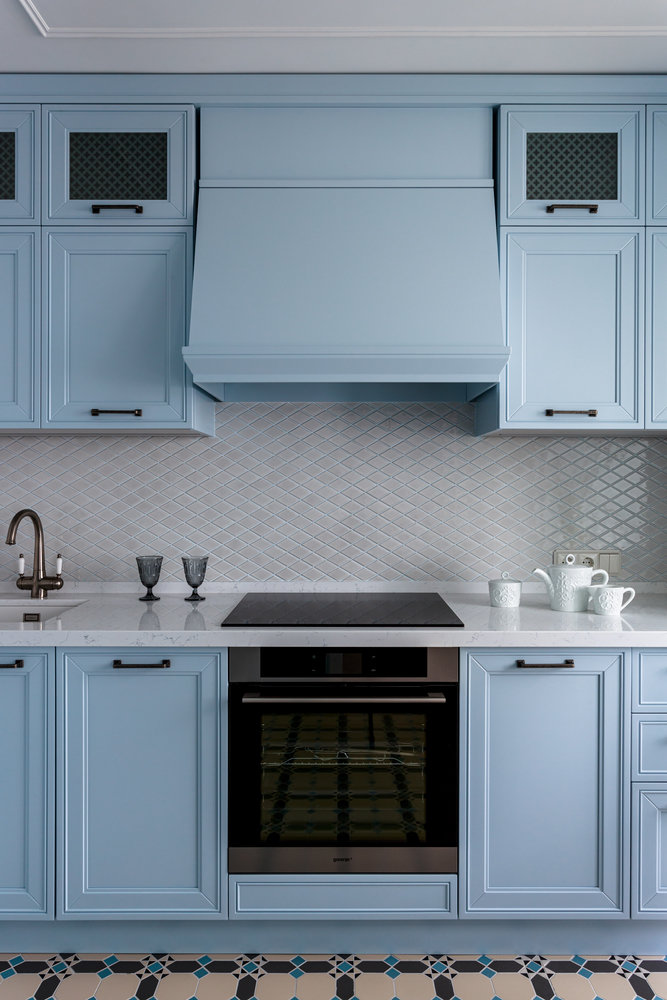 Фотография: Кухня и столовая в стиле Классический, Современный, Квартира, Проект недели, Москва, 3 комнаты, 60-90 метров, Елена Бодрова – фото на INMYROOM Фотография: Кухня и столовая в стиле Классический, Современный, Квартира, Проект недели, Москва, 3 комнаты, 60-90 метров, Елена Бодрова – фото на INMYROOM