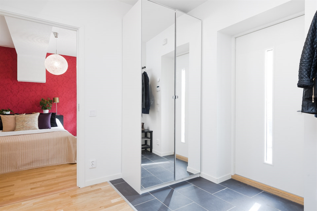 Фотография: Прихожая в стиле Скандинавский, Современный, Малогабаритная квартира, Квартира, Дома и квартиры – фото на INMYROOM