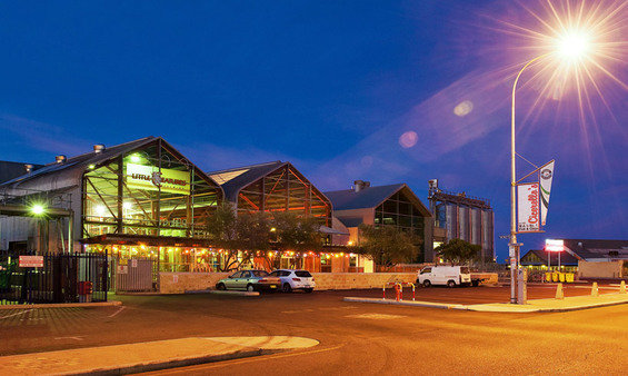 Фотография: Архитектура в стиле , Австралия, Дома и квартиры, Городские места, Бар – фото на INMYROOM