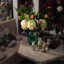 Фото из портфолио Салон цветов – фотографии дизайна интерьеров на INMYROOM