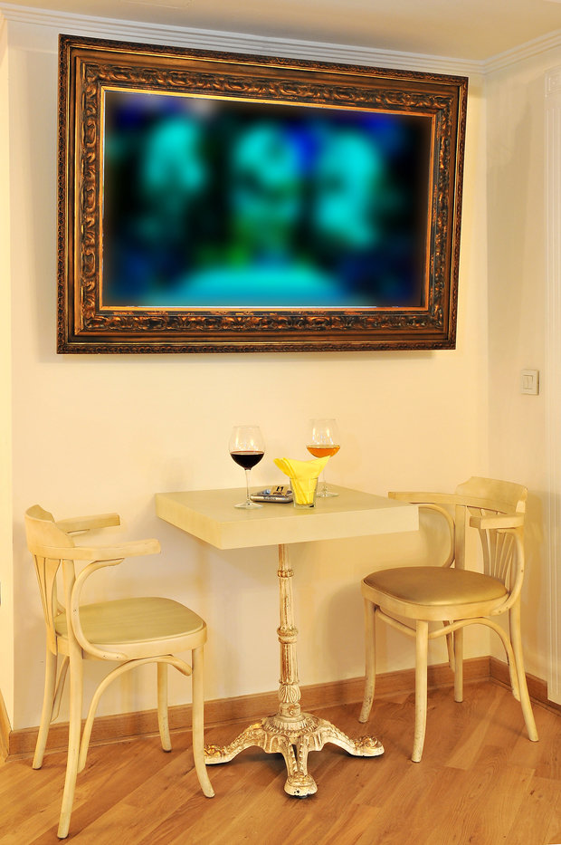 Фотография: Кухня и столовая в стиле Классический, Современный, Декор интерьера, Дом, Мебель и свет, Стол, Винтаж – фото на INMYROOM