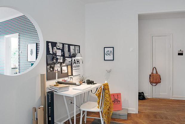Фотография: Офис в стиле Скандинавский, Современный, Декор интерьера, Квартира, Швеция, Цвет в интерьере, Дома и квартиры, Белый, Гетеборг – фото на INMYROOM