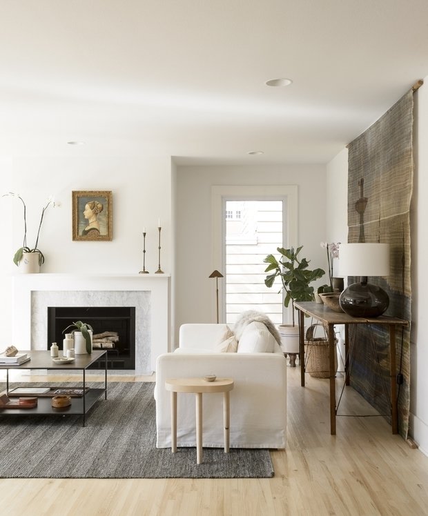 Фотография: Гостиная в стиле Скандинавский, Переделка, Дом и дача – фото на INMYROOM