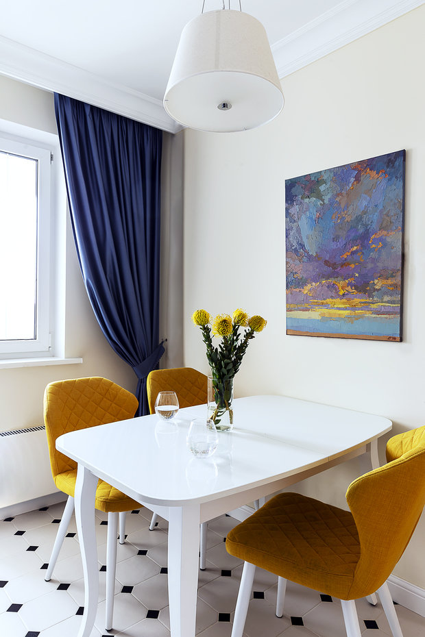 Фотография: Кухня и столовая в стиле Классический, Современный, Квартира, Проект недели, Московский, 2 комнаты, 40-60 метров, Вероника Князева – фото на INMYROOM