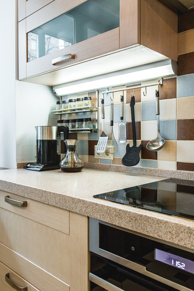 Фотография: Кухня и столовая в стиле Современный, Классический, Квартира, Проект недели, Jazzberry – фото на INMYROOM