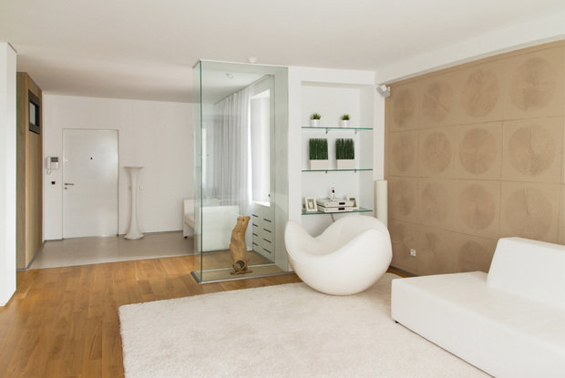 Фотография: Прихожая в стиле Лофт, Современный, Квартира, Цвет в интерьере, Дома и квартиры, Белый, Минимализм, Проект недели – фото на INMYROOM