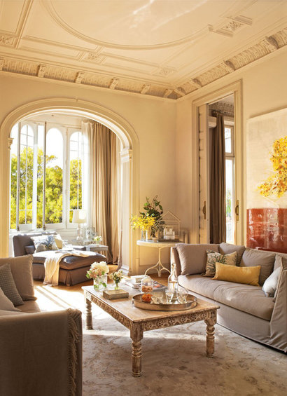 Фотография: Гостиная в стиле Классический, Современный – фото на INMYROOM