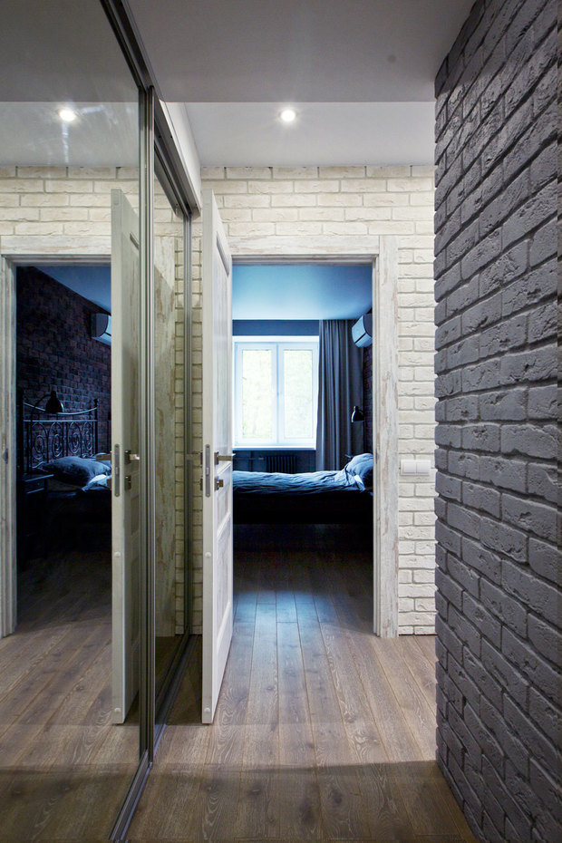 Фото из портфолио Трехкомнатная квартира в стиле лофт – фотографии дизайна интерьеров на INMYROOM