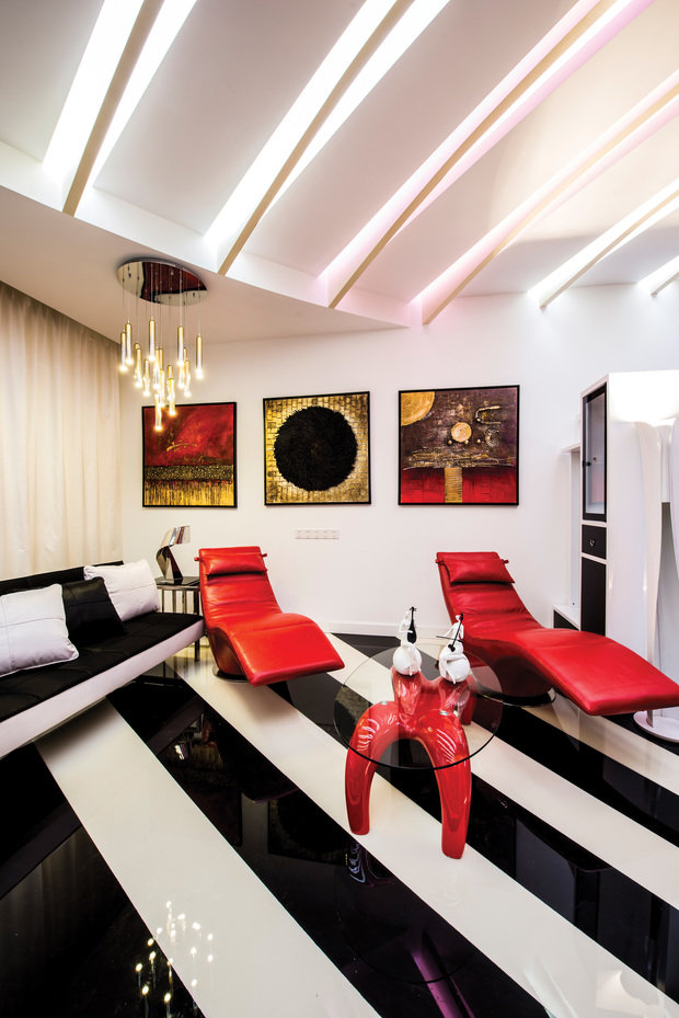 Фотография: Гостиная в стиле Хай-тек, Квартира, Дома и квартиры, Интерьеры звезд, Проект недели, Москва – фото на INMYROOM